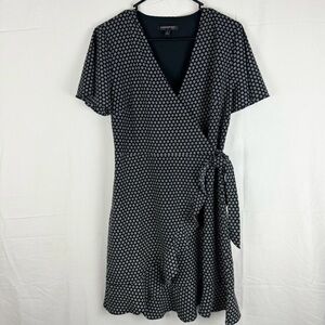 Banana Republic Short Sleeve Casual Wrap Dresses.